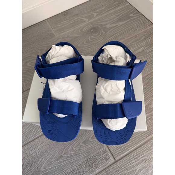 BURBERRY 100% Authentic Trek Minimalist Comfort Sandals Size 8 US NWT